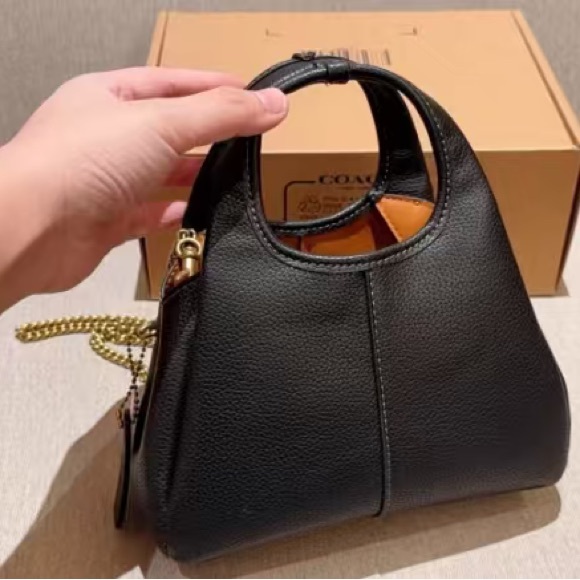 NWT Coach Lana 19 - Picture 4 of 9